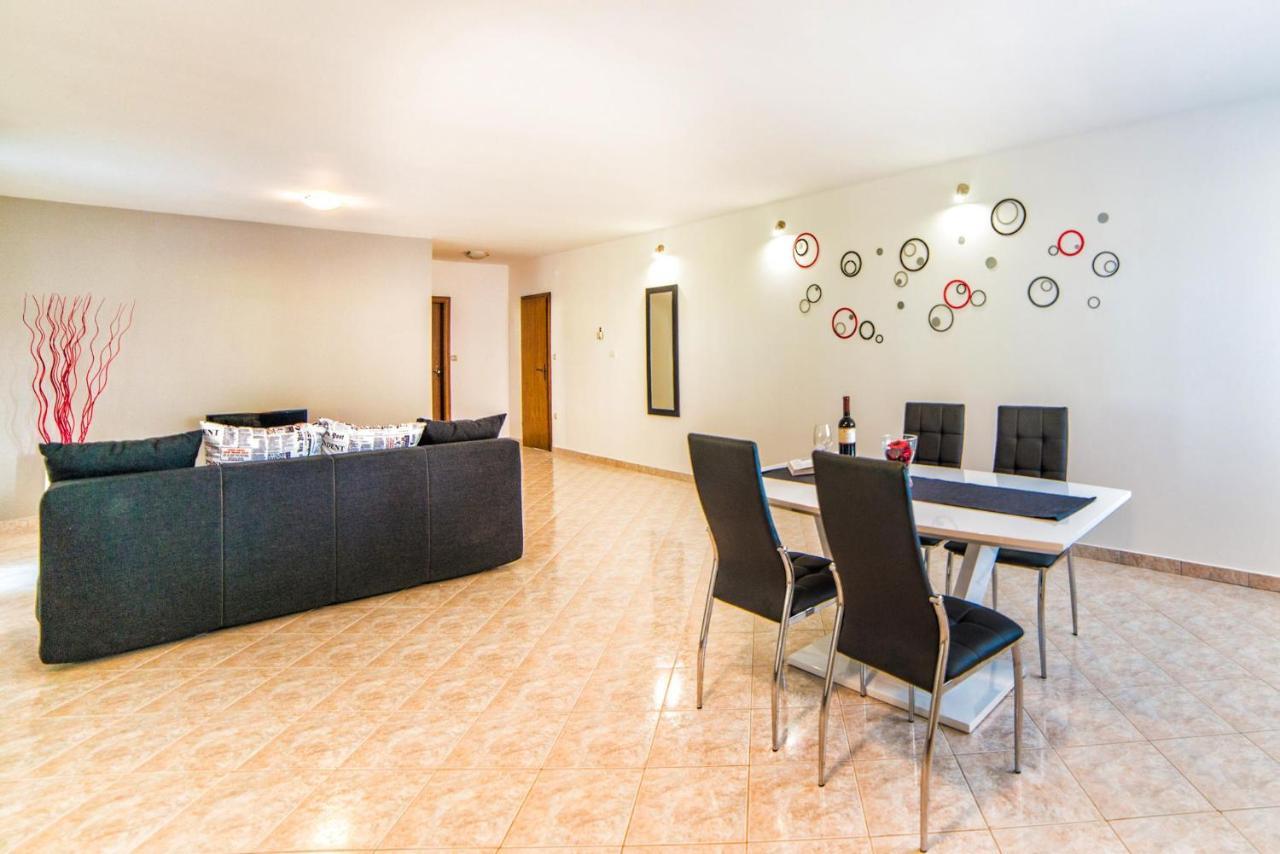 Apartments Ori Πούλα Εξωτερικό φωτογραφία