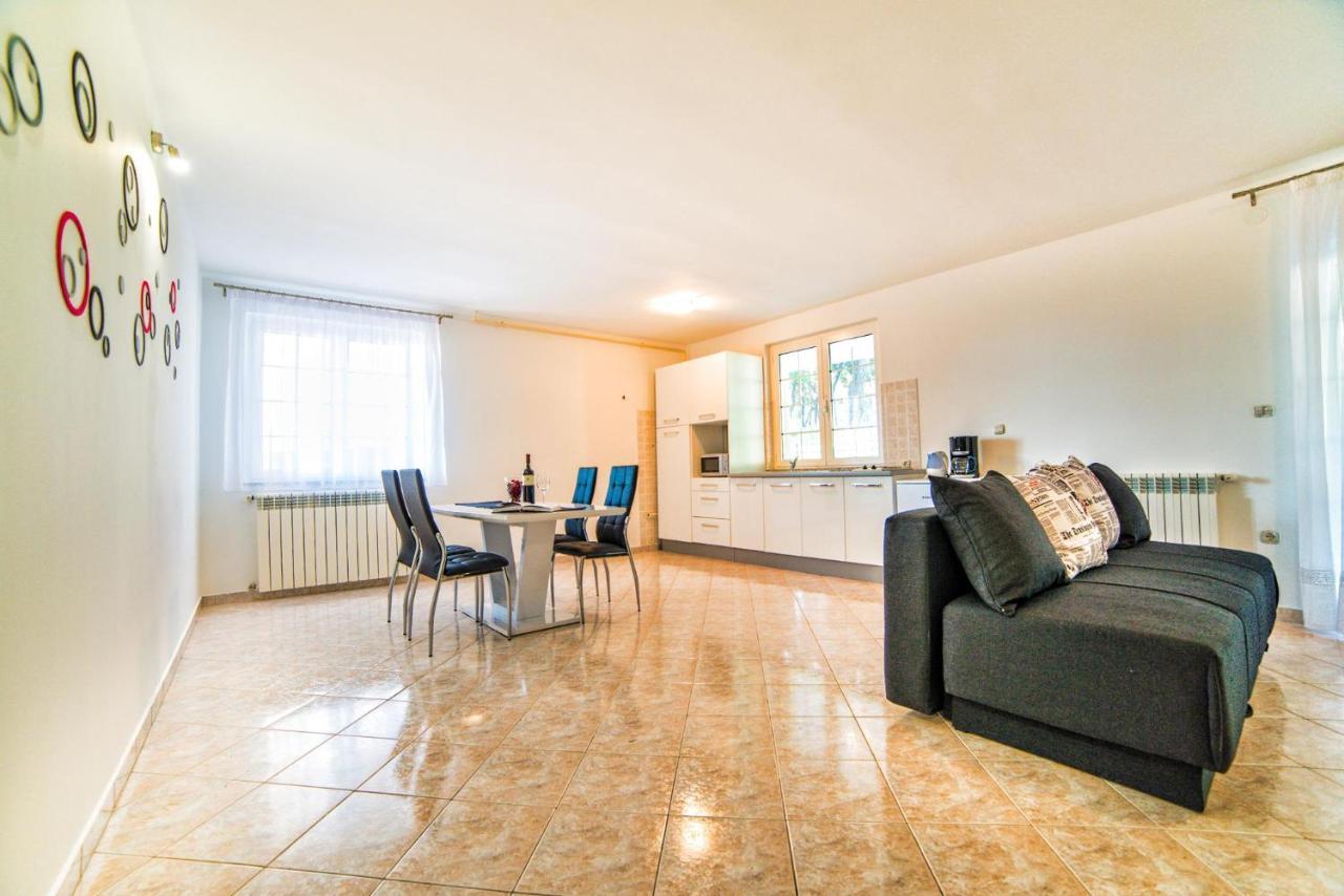 Apartments Ori Πούλα Εξωτερικό φωτογραφία