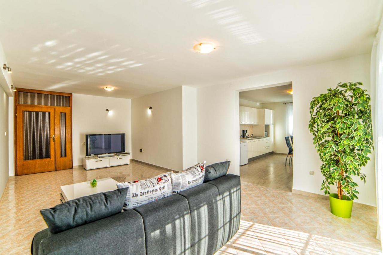 Apartments Ori Πούλα Εξωτερικό φωτογραφία